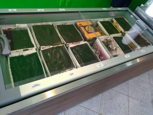Essa é a parte do açaí aonde encontramos diversos tipos de açaí, além de tudo você pode escolher um pouco de cada para experimentar